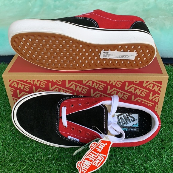 VANS COMFYCUSH ERA FUTURESTANDARD Blkchlppr WMNS - Picture 4 of 17